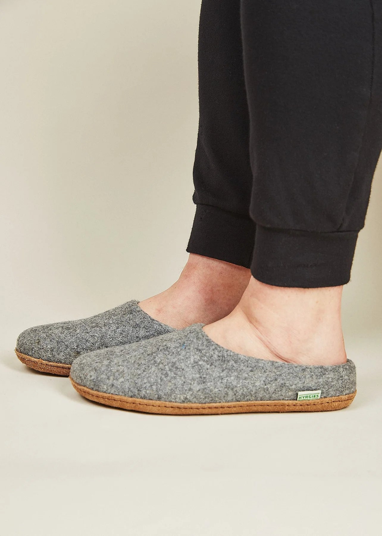 Women's Natural Sole Low Back Wool Slippers